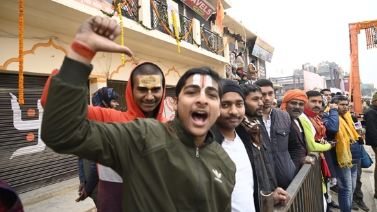'Ram dhun' played in the streets of Ayodhya from early morning and security personnel kept a tight vigil across the districts. (HT Photo/Deepak Gupta)