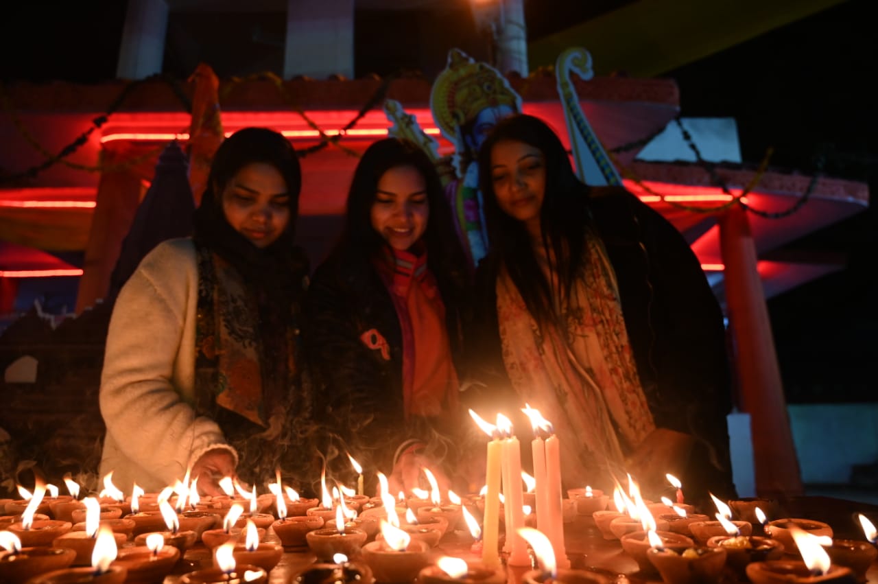 People lighting lamps and praying on the occasion of Ram Mandir consecration in Noida (Photo by Sunil Ghosh / Hindustan Times) People lighting lamps and praying on the occasion of Ram Mandir consecration in Noida (Photo by Sunil Ghosh / Hindustan Times)