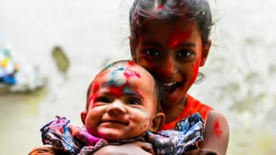 Sukanya Samriddhi Yojana (SSY): Under this savings program parents have the opportunity to establish an account for a girl child from her birth until the age of 10. Contributions to the Sukanya Samriddhi Yojana account range from a minimum of <span class='webrupee'>₹</span>250 to a maximum of <span class='webrupee'>₹</span>1.5 lakh per year. The account matures either after 21 years from its opening or upon the girl's marriage after she turns 18. The interest rate of this scheme is revised by the central government on a quarterly basis.(UNSPLASH)