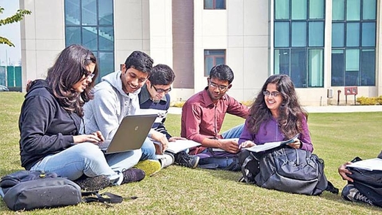 No reserved posts can be de-reserved: Education ministry clarifies on draft UGC guidelines(HT) No reserved posts can be de-reserved: Education ministry clarifies on draft UGC guidelines(HT)