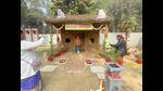 Guests taking selfie with Panchvati replica. (HT) Guests taking selfie with Panchvati replica. (HT)