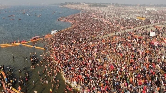 Pilgrims and saints at Sangam during Kumbh-2019 in Prayagraj ((HT File Photos) ) Pilgrims and saints at Sangam during Kumbh-2019 in Prayagraj ((HT File Photos) )