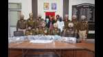 Amritsar commissioner of police (CP) Gurpreet Singh Bhullar giving details of the arrests. (HT Photo) Amritsar commissioner of police (CP) Gurpreet Singh Bhullar giving details of the arrests. (HT Photo)