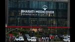 Navi Mumbai MNS unit has complained to Konkan Commissioner to revoke the license of Medicover Hospital at Kharghar in Navi Mumbai, India, on Thursday, February 15, 2024. (Bachchan Kumar/ HT PHOTO) Navi Mumbai MNS unit has complained to Konkan Commissioner to revoke the license of Medicover Hospital at Kharghar in Navi Mumbai, India, on Thursday, February 15, 2024. (Bachchan Kumar/ HT PHOTO)