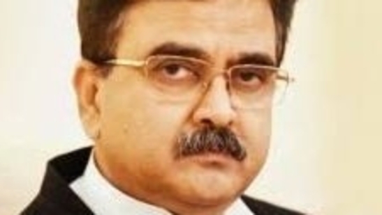 Justice Abhijit Gangopadhyay(Twitter) Justice Abhijit Gangopadhyay(Twitter)