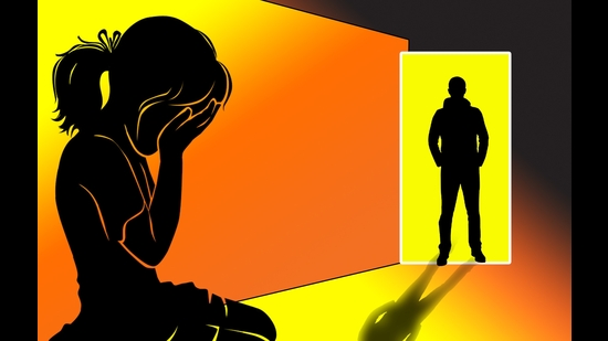 Painter gets 10 years in jail for raping minor Painter gets 10 years in jail for raping minor