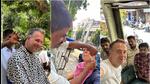 Why Michael Vaughan prefers quick fixes on Mumbai’s sidewalks to posh salons Why Michael Vaughan prefers quick fixes on Mumbai’s sidewalks to posh salons