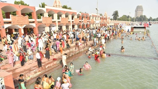 Purify Yourself After the Eclipse: After the eclipse, it is recommended to take a bath and purify yourself to remove any negative energy or impurities that may have accumulated during the eclipse. (HT File Photo)