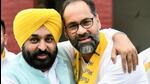 Two-time former MLA Pawan Kumar Tinu being welcomed into the Aam Aadmi Party by chief minister Bhagwant Mann on April 14. Tinu, who was earlier with the Shiromani Akali Dal, was on Tuesday fielded from the Jalandhar reserved seat. (File photo) Two-time former MLA Pawan Kumar Tinu being welcomed into the Aam Aadmi Party by chief minister Bhagwant Mann on April 14. Tinu, who was earlier with the Shiromani Akali Dal, was on Tuesday fielded from the Jalandhar reserved seat. (File photo)