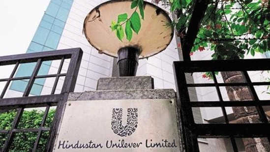 HUL Q4 results: Hindustan Unilever Q4 net profit is seen rising 2.71% to <span class='webrupee'>₹</span>2,538 crore.(Livemint)