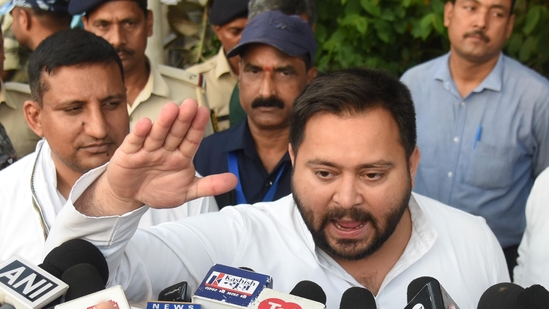 RJD leader Tejashwi Yadav speaking with media persons after the end campaign of second phase of Lok Sabha election at Jaiprakash Narayan Airport in Patna, Bihar, India, Wednesday,24, 2024. (Photo by Santosh Kumar/ Hindustan Times)