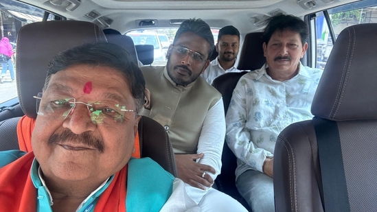 After Surat, Congress' Indore candidate Akshay Kanti Bam drops out of poll race, 'welcomed' by BJP After Surat, Congress' Indore candidate Akshay Kanti Bam drops out of poll race, 'welcomed' by BJP