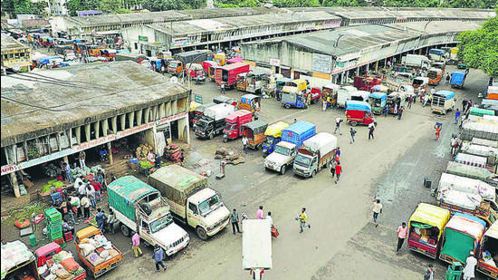 Pune Agriculture Produce Market Committee (APMC) market. (HT FILE)
