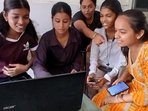 Thane students are checking the Maharashtra HSC Board 12th result.(Praful Gangurde HT photos) Thane students are checking the Maharashtra HSC Board 12th result.(Praful Gangurde HT photos)