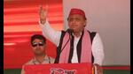 SP chief Akhilesh Yadav addressing public rally in Pratapgarh on Thursday. (HT) SP chief Akhilesh Yadav addressing public rally in Pratapgarh on Thursday. (HT)