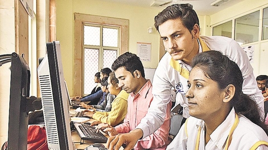 Students take participate in skill development training courses organised by Delhi Police under Pradhan Mantri Kaushal Vikas Yojana at New Usman Pur Police Station in New Delhi, India, recently. (Raj K Raj/HT PHOTO) Students take participate in skill development training courses organised by Delhi Police under Pradhan Mantri Kaushal Vikas Yojana at New Usman Pur Police Station in New Delhi, India, recently. (Raj K Raj/HT PHOTO)