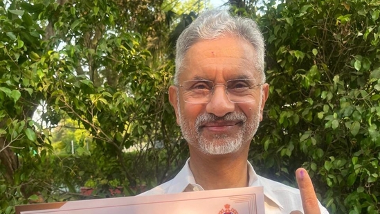 External Affairs Minister S Jaishankar, the first voter at Atal Adarsh Vidyalaya, APJ Abdul Kalam Lane, in the New Delhi constituency, told PTI Videos, "We want that people come out in large numbers to vote because it a time to take a big decision for the country."(@DrSJaishankar)