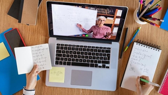 The flexibility of online learning allows you to upskill at your own pace, on your schedule, and without breaking the bank. (Getty Images/iStockphoto) The flexibility of online learning allows you to upskill at your own pace, on your schedule, and without breaking the bank. (Getty Images/iStockphoto)