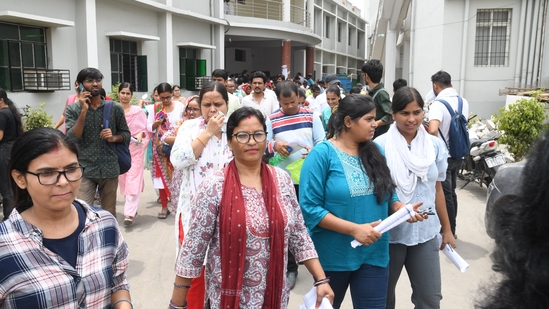 Candidates leave the UGC NET 2024 exam centre at A.N college in Patna on June 18, 2024.(Santosh Kumar)
