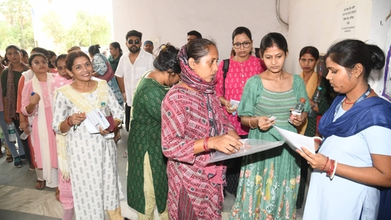 Aspriants await to write the UGC NET June Exam 2024 at A.N college in Patna(Santosh Kumar)