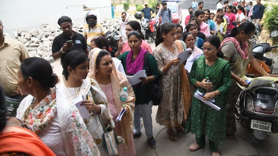 UGC NET June exam has been cancelled. The Education Ministry said that the matter is being handed over to the CBI for further investigation. UGC NET June exam has been cancelled. The Education Ministry said that the matter is being handed over to the CBI for further investigation.