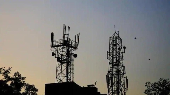 The auction had spectrum ranging between 800 MHz to 26 GHz (Priyanka Parashar/ HT File Photo) The auction had spectrum ranging between 800 MHz to 26 GHz (Priyanka Parashar/ HT File Photo)