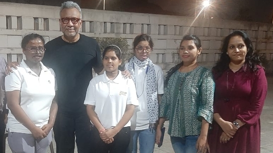 Anubhav Sinha at Sheroes Cafe, run by acid attack survivors, on his visit to Lucknow(Deep Saxena/HT) Anubhav Sinha at Sheroes Cafe, run by acid attack survivors, on his visit to Lucknow(Deep Saxena/HT)