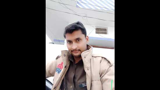 Accused in winter uniform of police constables (HT Photo) Accused in winter uniform of police constables (HT Photo)