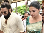 Ranveer Singh and Deepika Padukone’s Siddhivinayak visit gave fans a déjà vu. Ranveer Singh and Deepika Padukone’s Siddhivinayak visit gave fans a déjà vu.