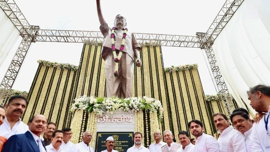 Rahul Gandhi on Thursday said that Prime Minister Narendra Modi should apologise to every person in Maharashtra for the collapse of Chhatrapati Shivaji Maharaj’s statue in Malvan. (HT) Rahul Gandhi on Thursday said that Prime Minister Narendra Modi should apologise to every person in Maharashtra for the collapse of Chhatrapati Shivaji Maharaj’s statue in Malvan. (HT)