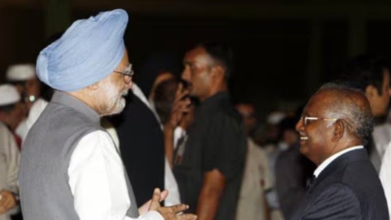 BJP's ‘Iftar party’ counter to Opposition amid row over PM Narendra Modi's visit to CJI Chandrachud home for Ganesh Puja BJP's ‘Iftar party’ counter to Opposition amid row over PM Narendra Modi's visit to CJI Chandrachud home for Ganesh Puja