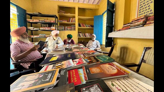 Jagraon library opened by veteran educators in Jagraon, September 15, 2024. (Gurpreet Singh/Hindustan Times) Jagraon library opened by veteran educators in Jagraon, September 15, 2024. (Gurpreet Singh/Hindustan Times)