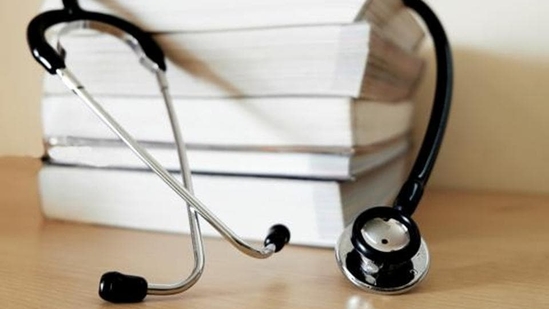NEET MDS 2024: Ministry of health has reduced the qualifying cut-off by 21,692 percentile. (Getty Images/iStockphoto) NEET MDS 2024: Ministry of health has reduced the qualifying cut-off by 21,692 percentile. (Getty Images/iStockphoto)