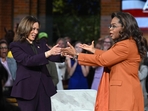 US Vice President and Democratic presidential candidate Kamala Harris joins US television producer Oprah Winfrey at a 'Unite for America' live streaming rally in Farmington Hills, Michigan, on September 19, 2024. (Photo by SAUL LOEB / AFP)(AFP) US Vice President and Democratic presidential candidate Kamala Harris joins US television producer Oprah Winfrey at a 'Unite for America' live streaming rally in Farmington Hills, Michigan, on September 19, 2024. (Photo by SAUL LOEB / AFP)(AFP)