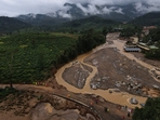 A drone view shows a landslide site after multiple landslides in the hills in Wayanad district, in the southern state of Kerala, India, July 31, 2024. REUTERS/Francis Mascarenhas (REUTERS) A drone view shows a landslide site after multiple landslides in the hills in Wayanad district, in the southern state of Kerala, India, July 31, 2024. REUTERS/Francis Mascarenhas (REUTERS)
