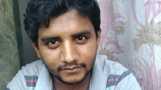 The Thane police crime branch killed Akshay Shinde, a suspect arrested for allegedly sexually assaulting two 4-year-old girls in a pre-primary school in Badlapur East. HT Photo The Thane police crime branch killed Akshay Shinde, a suspect arrested for allegedly sexually assaulting two 4-year-old girls in a pre-primary school in Badlapur East. HT Photo