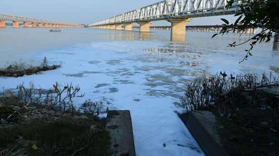 A drain flows into the Ganga near Daraganj, Prayagraj (HT) A drain flows into the Ganga near Daraganj, Prayagraj (HT)