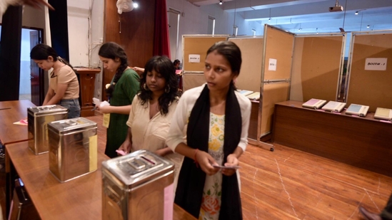 Voting underway at Miranda House. Students cast their votes. (Raj k Raj)