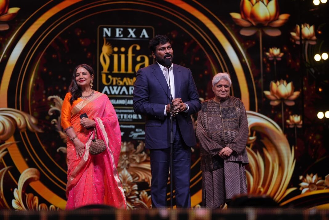 Shabana Azmi and Javed Akhtar present Outstanding Achievement Award to Chiranjeevi. Shabana Azmi and Javed Akhtar present Outstanding Achievement Award to Chiranjeevi.