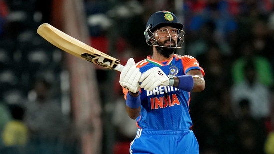 Star all-rounder Hardik Pandya also continued his fine form with the bat and smashed 47 off 18 balls, which included 4x4s and 4x6s.(PTI)