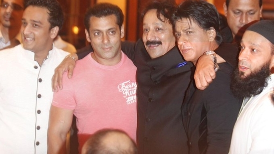 Baba Siddique was known for throwing grand Iftar parties every Ramzan, creating memorable moments with Bollywood stars through the years.(X)