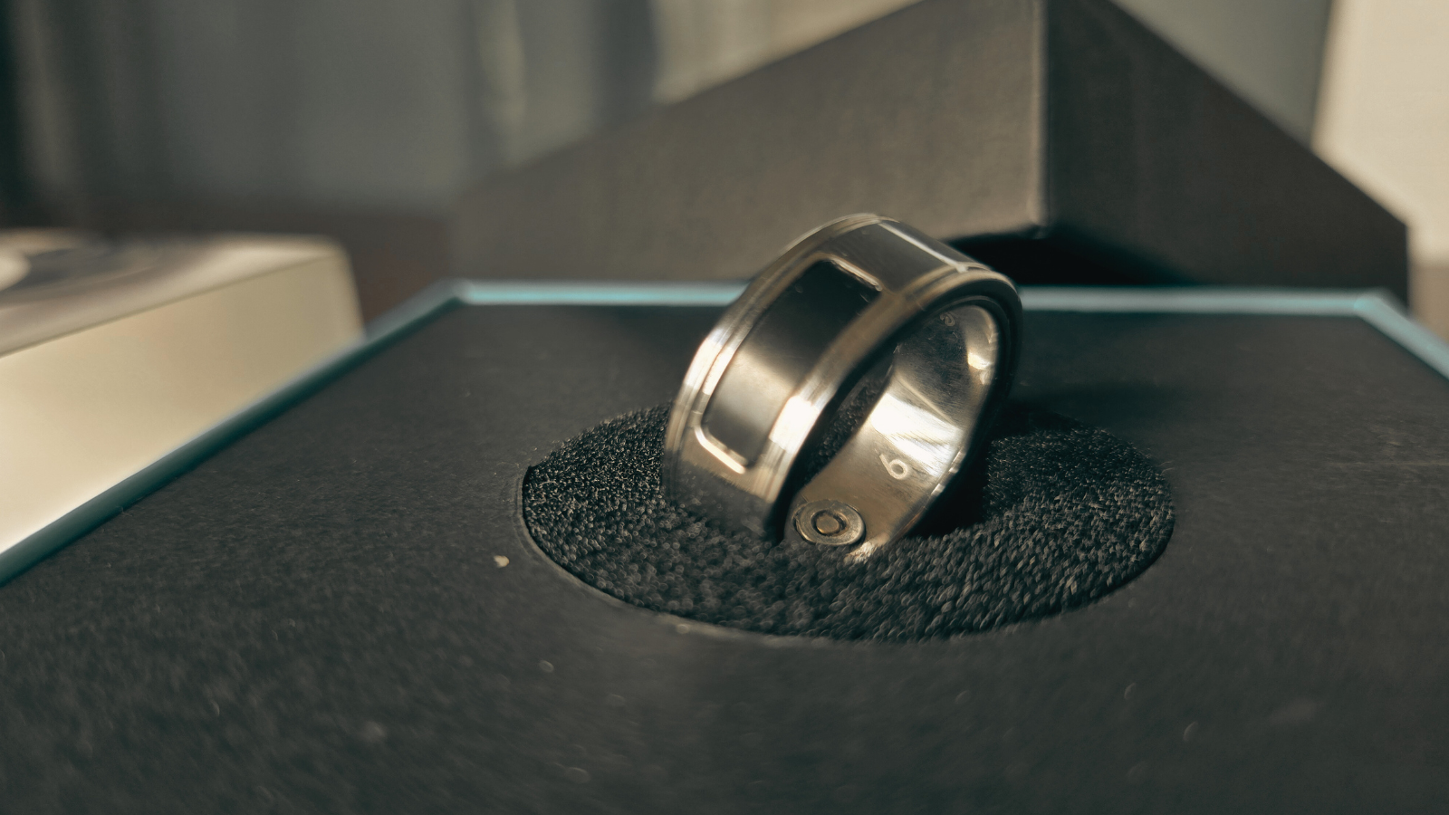 Sleek and modern design that will look stylish on your finger!(Hindustan Times) Sleek and modern design that will look stylish on your finger!(Hindustan Times)