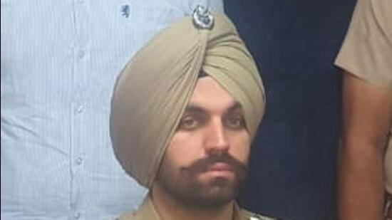 The DIG recommended a regular departmental inquiry against DSP Gursher Singh Sandhu. (HT File) The DIG recommended a regular departmental inquiry against DSP Gursher Singh Sandhu. (HT File)