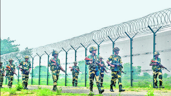 The meeting comes against the backdrop of a string of recent incidents in which the two forces, BGB and BSF, have been locked in an impasse. (ANI) The meeting comes against the backdrop of a string of recent incidents in which the two forces, BGB and BSF, have been locked in an impasse. (ANI)