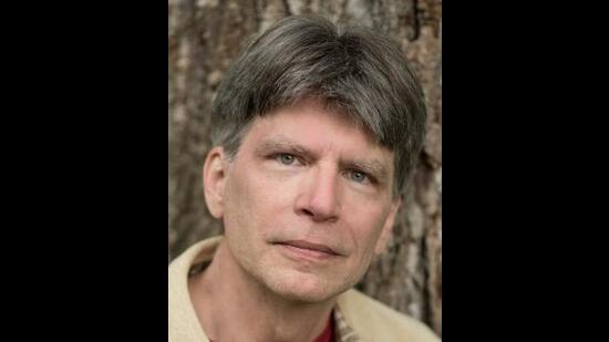 Author Richard Powers (Courtesy https://thebookerprizes.com) Author Richard Powers (Courtesy https://thebookerprizes.com)