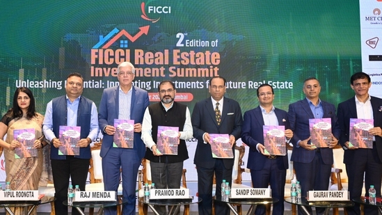 The real estate market continues to be dominated by end-users with more than 67% buying properties for self use, according to the Homebuyer Sentiment Survey - H1 2024 released at the FICCI Real Estate Investment Summit held in Mumbai on October 18.(FICCI) The real estate market continues to be dominated by end-users with more than 67% buying properties for self use, according to the Homebuyer Sentiment Survey - H1 2024 released at the FICCI Real Estate Investment Summit held in Mumbai on October 18.(FICCI)