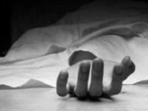 Two individuals died by suicide early Tuesday morning after lying down on the railway tracks in front of a moving train near Pune railway station. (Representative file photo)(HT_PRINT) Two individuals died by suicide early Tuesday morning after lying down on the railway tracks in front of a moving train near Pune railway station. (Representative file photo)(HT_PRINT)