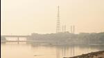 A hazy Thursday morning in Delhi. (Vipin Kumar/HT PHOTO) A hazy Thursday morning in Delhi. (Vipin Kumar/HT PHOTO)