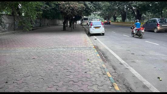 The issue pertains to the illegal concreting of roadsides in Noida and Greater Noida. (HT Photo) The issue pertains to the illegal concreting of roadsides in Noida and Greater Noida. (HT Photo)