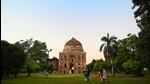 Delhi’s minimum temperature was 20.1°C on Sunday. (Sanchit Khanna/HT Photo) Delhi’s minimum temperature was 20.1°C on Sunday. (Sanchit Khanna/HT Photo)